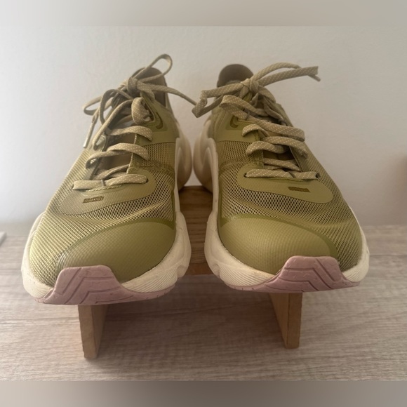 Sorel Kinetic RNEGD Float Shoes Olive Mauve Sporty Comfy Stylish Size 7 - Picture 5 of 9